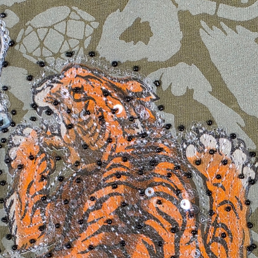Ecko Unltd Mens XL Olive Green Sequin Tiger Rhino Graphic T-Shirt Y2K Streetwear - Picture 5 of 9